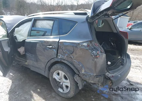 2015 Toyota Rav4 Le z USA, uszkodzony, nr VIN JTMBFREV2FJ047632